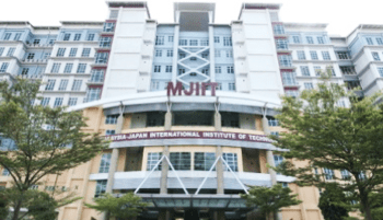 Professors from Malaysia and Indonesia