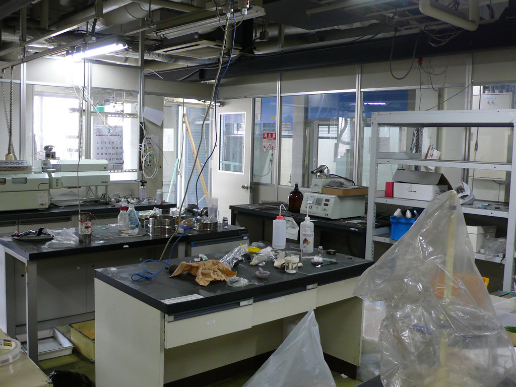 A new area for our lab in March 2008 (BASE, Koganei)